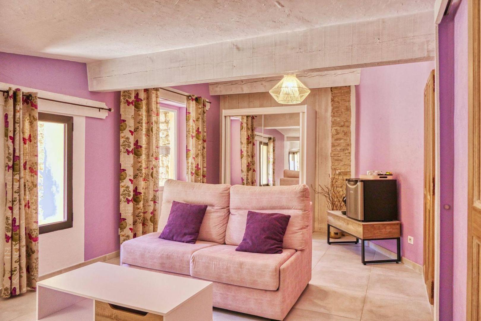 Le Hameau Fleur De Pierres , Chambre , Gite Et Table D'Hotes Murs  Buitenkant foto