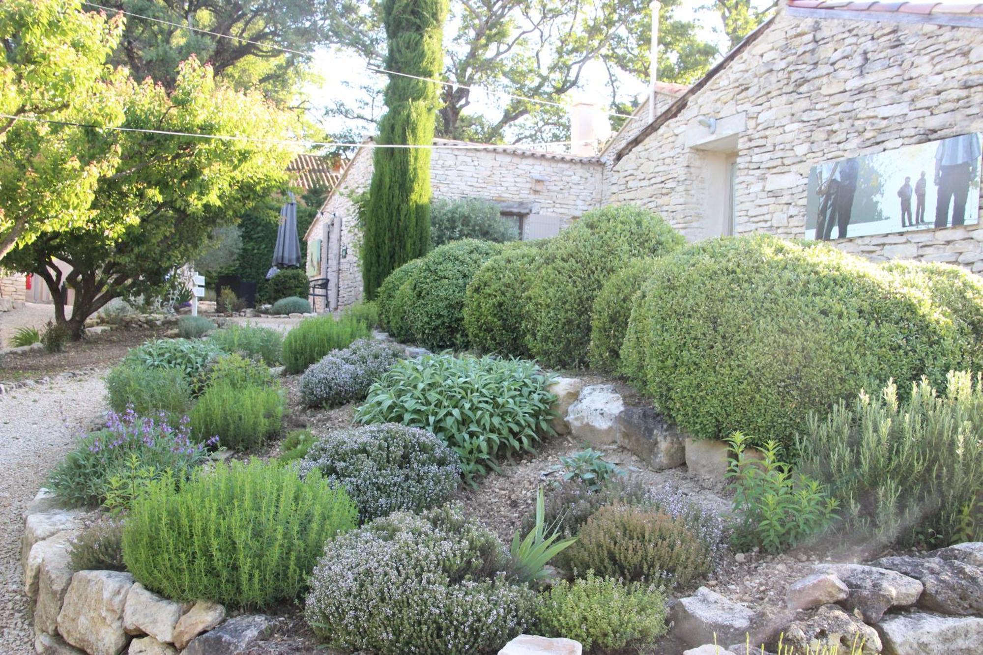Le Hameau Fleur De Pierres , Chambre , Gite Et Table D'Hotes Murs  Buitenkant foto