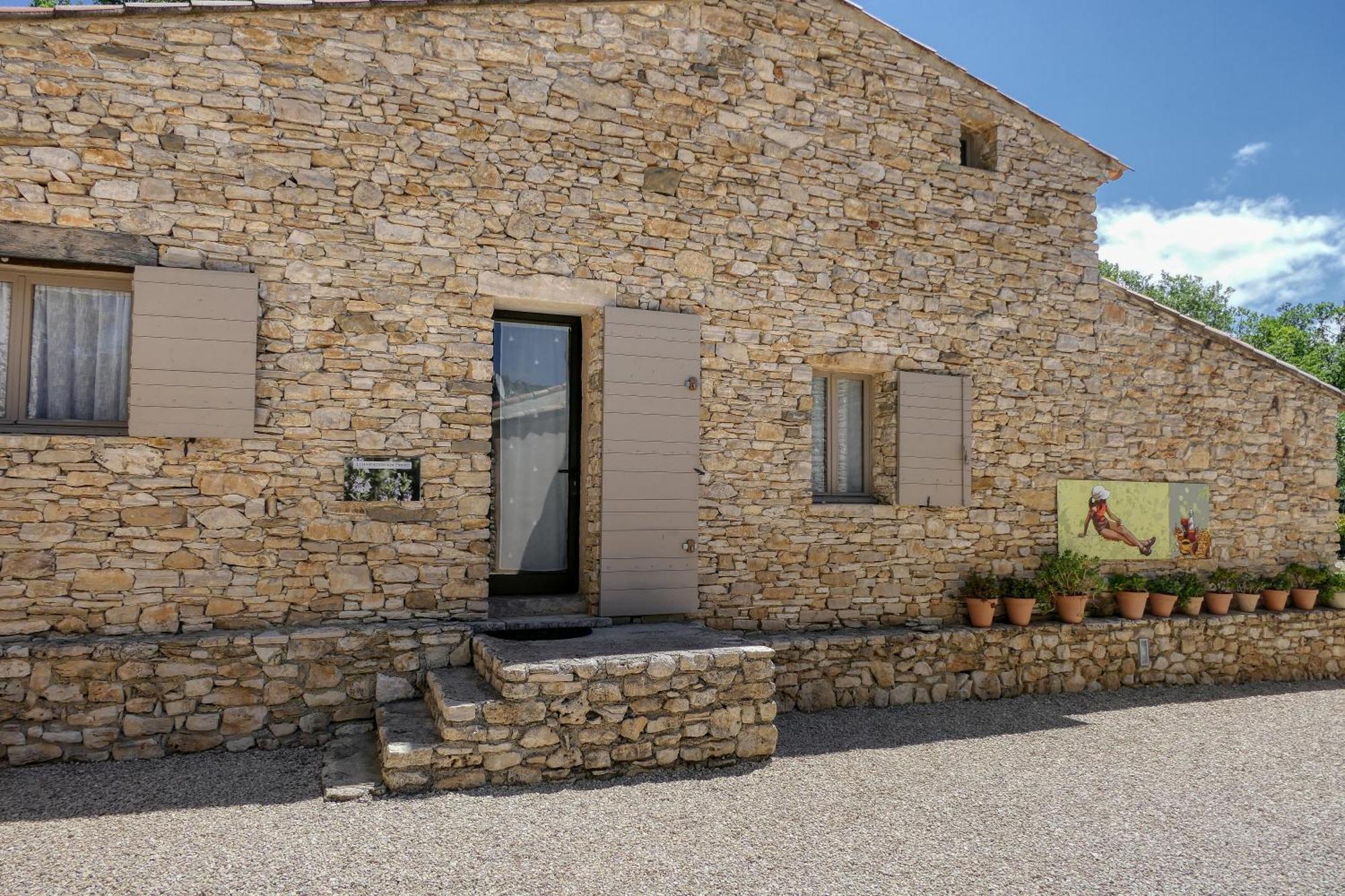 Le Hameau Fleur De Pierres , Chambre , Gite Et Table D'Hotes Murs  Buitenkant foto